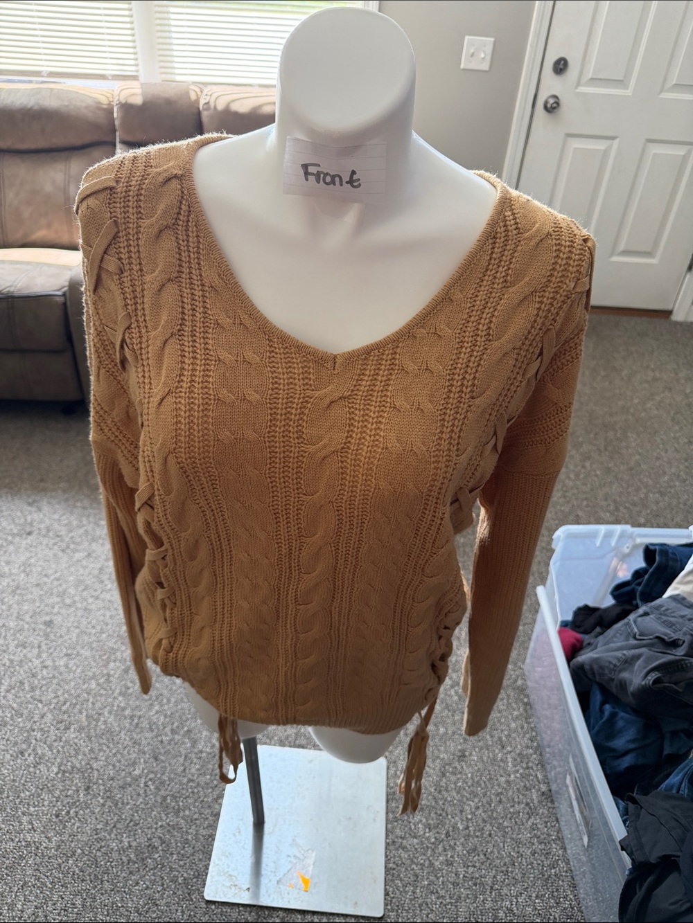 Women's Cable Knit V-Neck Sweater in Camel